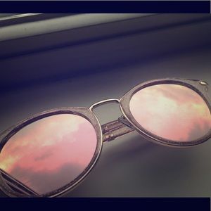 Gold Stylish Sun Glasses ‼️